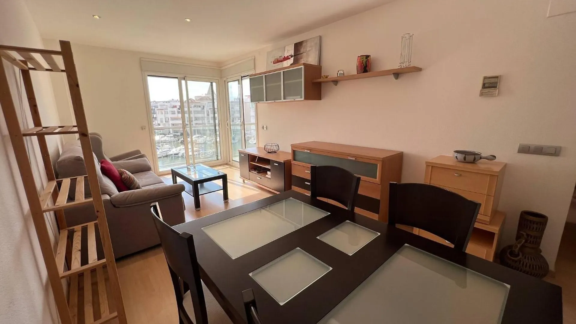 Precioso Piso Con Vista Al Canal Y Piscina En Roses Av-69 0*,